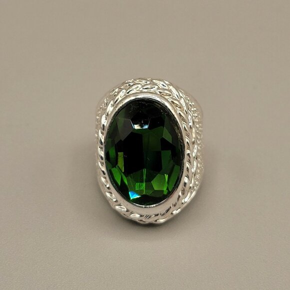 Emerald Green Statement Ring Rhinestone Faceted Stone Silver Tone Size 6.25 - Picture 5 of 12